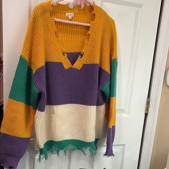 POL Sweaters - POL new colored stripe distressed comfy sweater